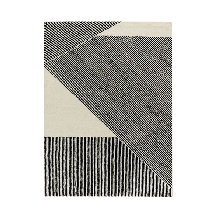 Stripes wool carpet
170x240 + 200x300
svart